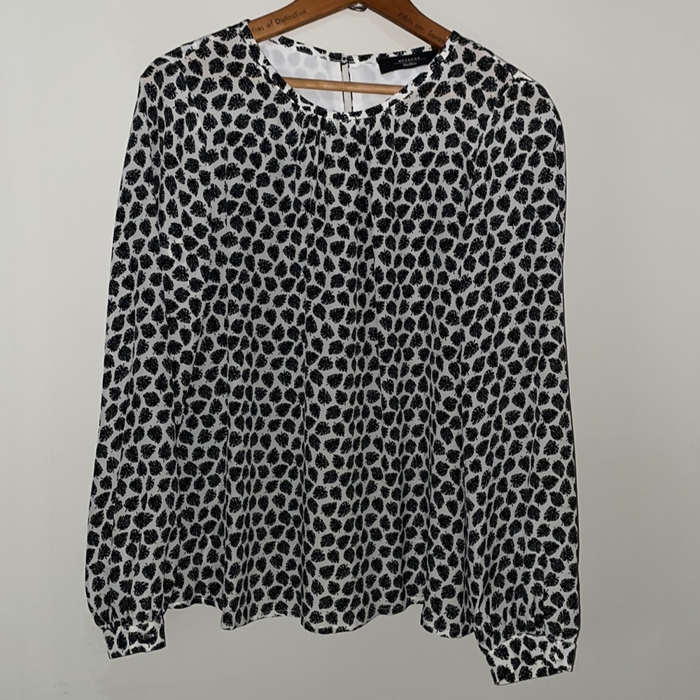 Max Mara/ Weekend %100 Silk Long Sleeve Blouse - Picture 4 of 7
